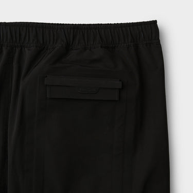 #colour_black